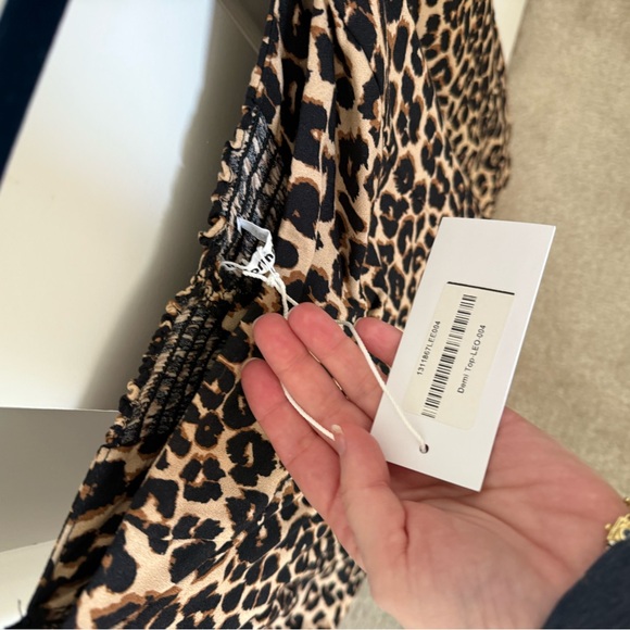 Reformtion Leopard Print Demi Blouse - Picture 5 of 5